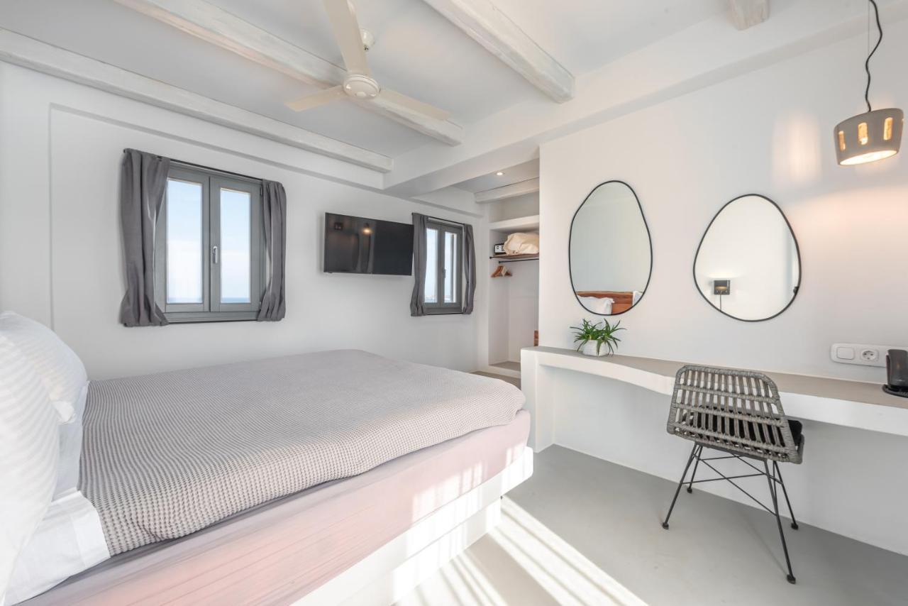 Paros Cape Suites Náousa Exterior foto